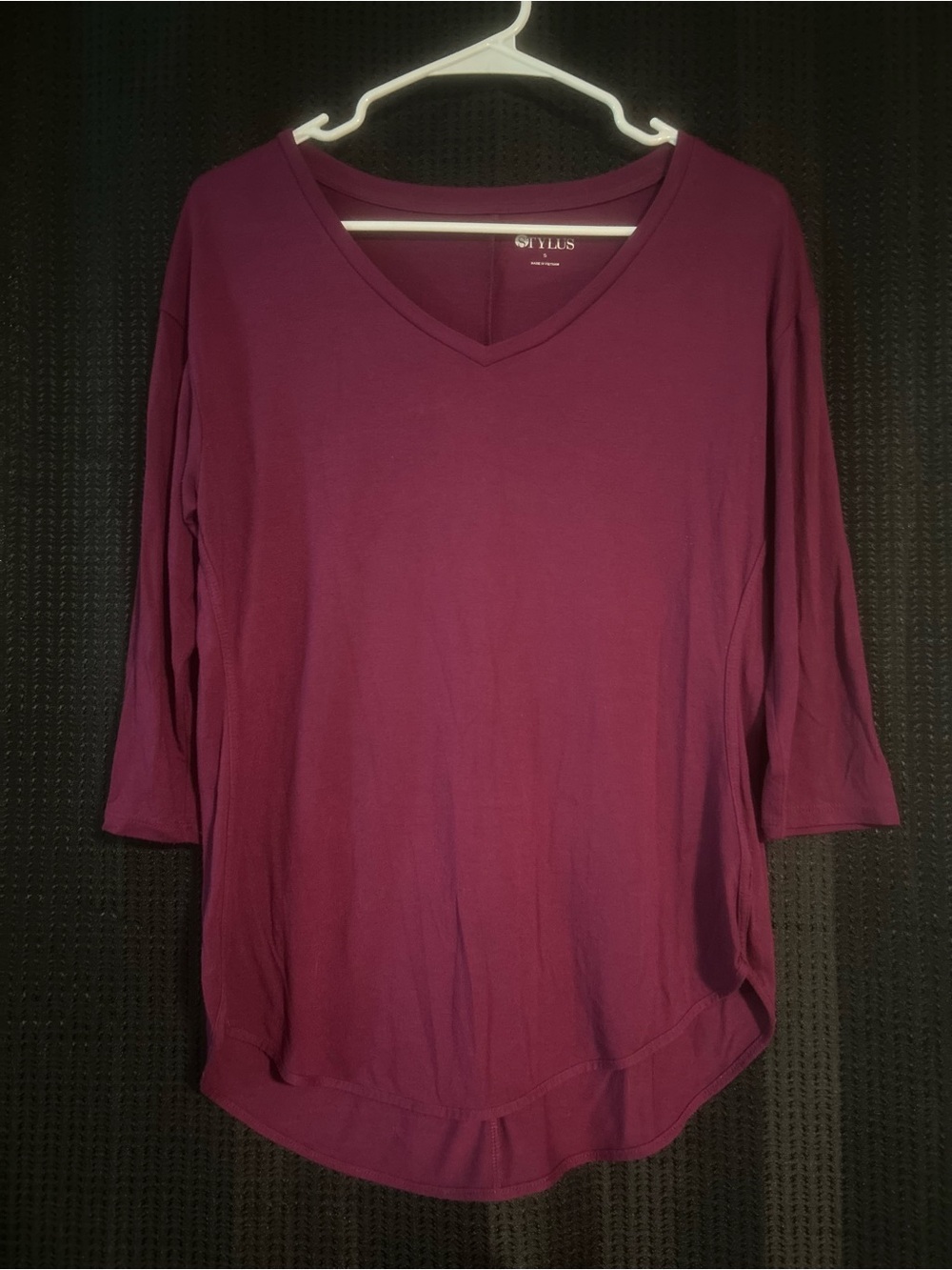 STYLUS Women's V-Neck Long Sleeve Tunic - Plum